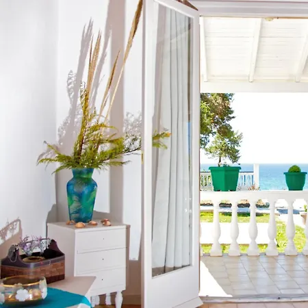 Elpida * Agios Georgios (Corfu)